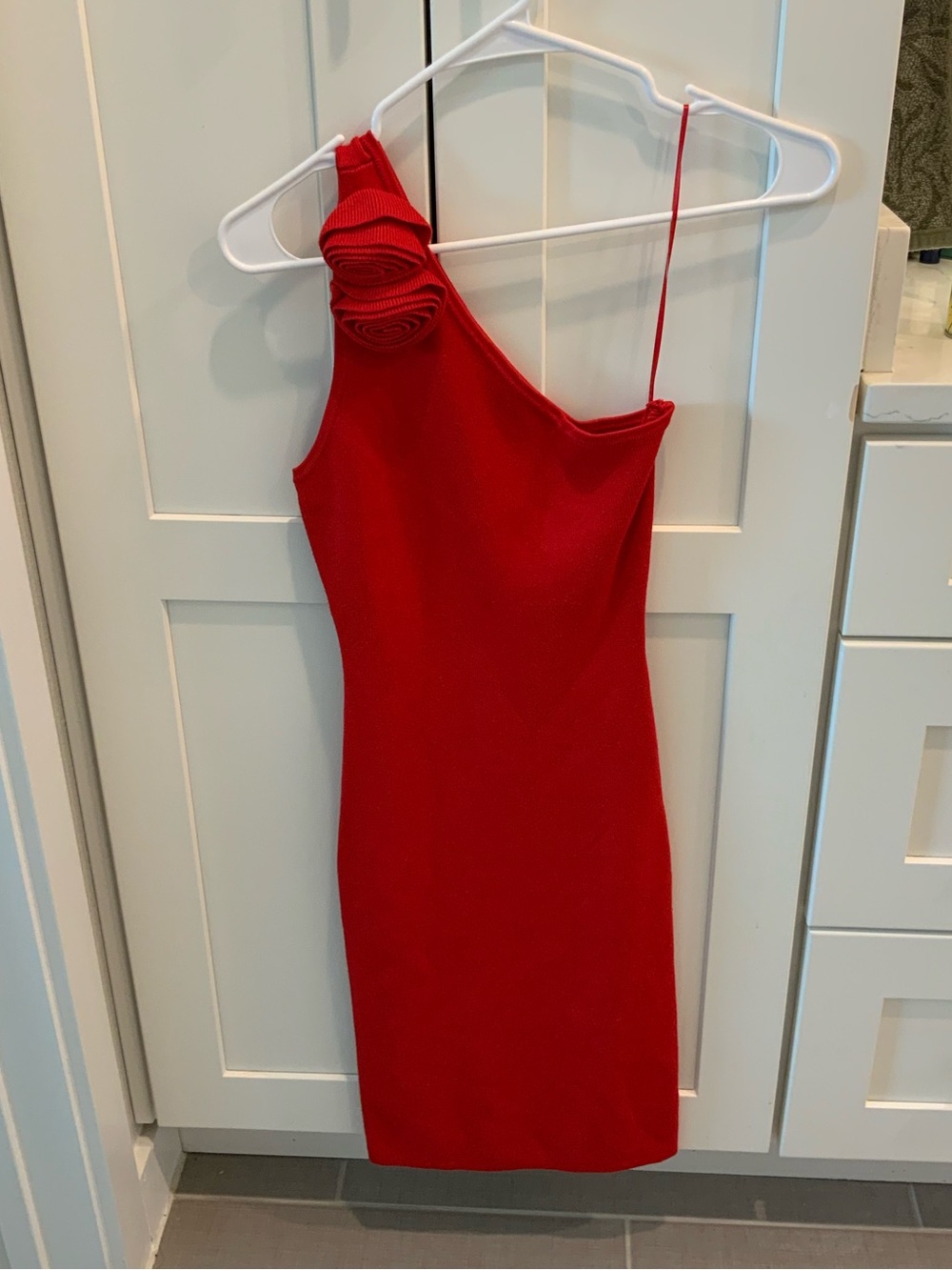 Guess Scarlet One-Shoulder Bodycon Dress with Rosette